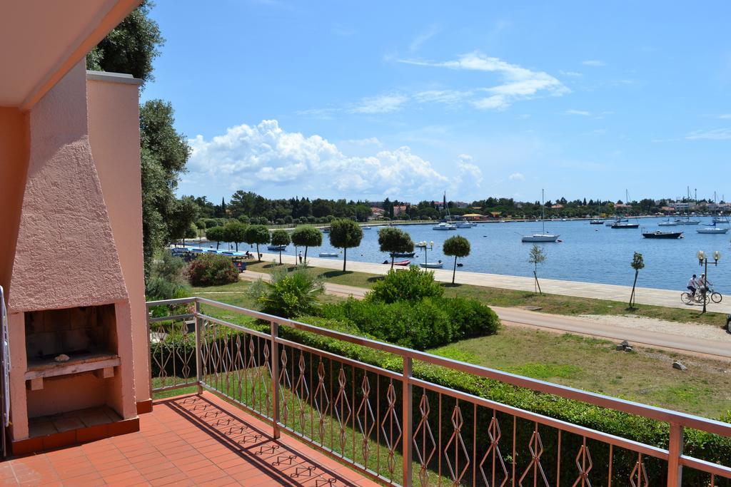 Apartments Lungomare Umag Pokoj fotografie